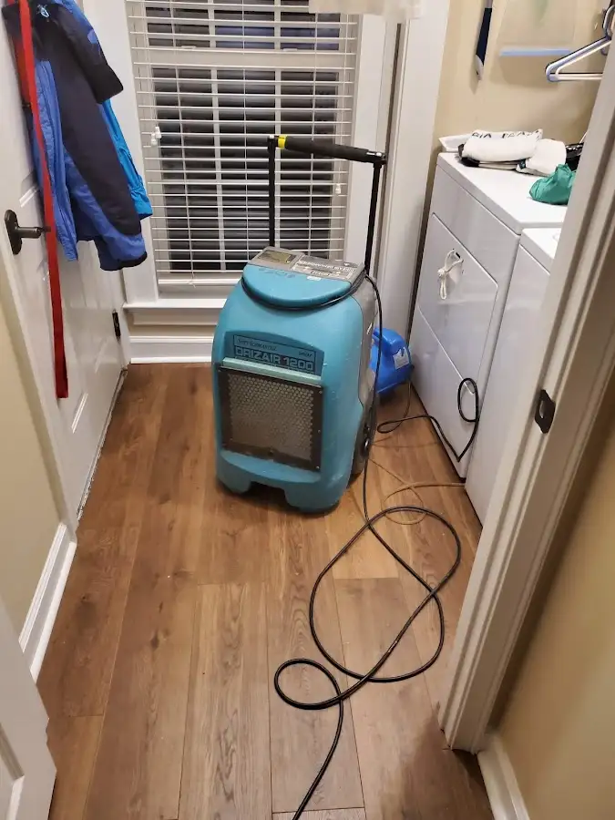 Commercial dehumidifier deployed for Flood Damage Cleanup in Port Wentworth